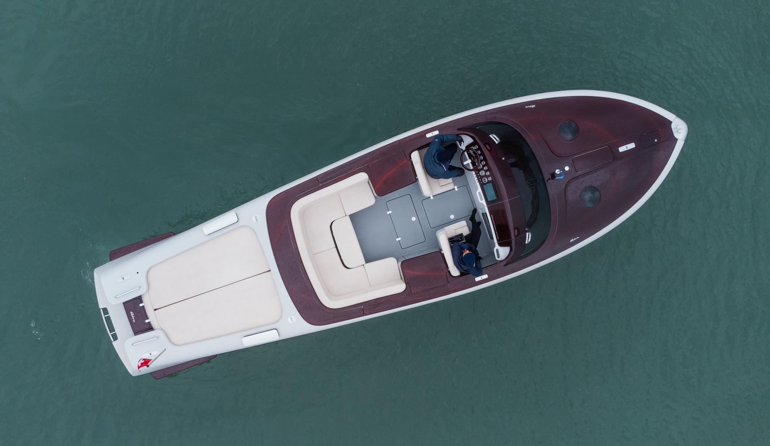 2011 RIVA 33' AQUARIVA MARC NEWSON 